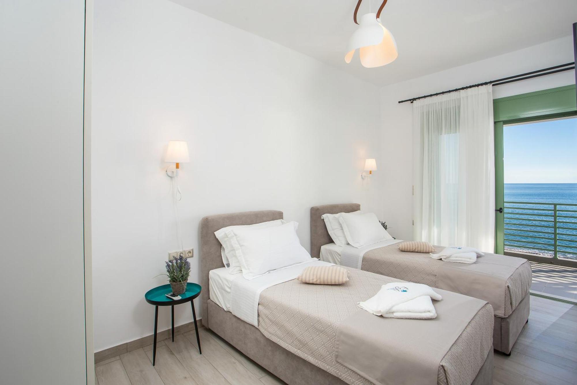 Egli Luxury Apartments Archangelos  Exterior photo