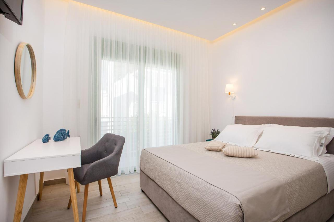 Egli Luxury Apartments Archangelos  Exterior photo